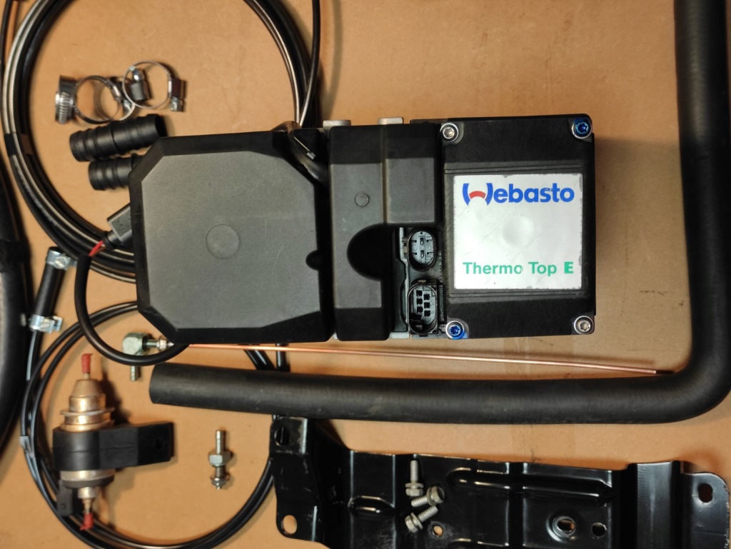 фото №9, Webasto бензин набор do автомобиля benzynowego приборная панель возможность dołożenia gsm