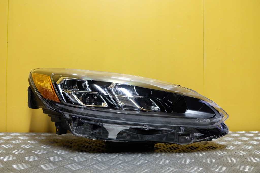 фото №1, Ford escape 2020 2021- фара лампа full led права usa