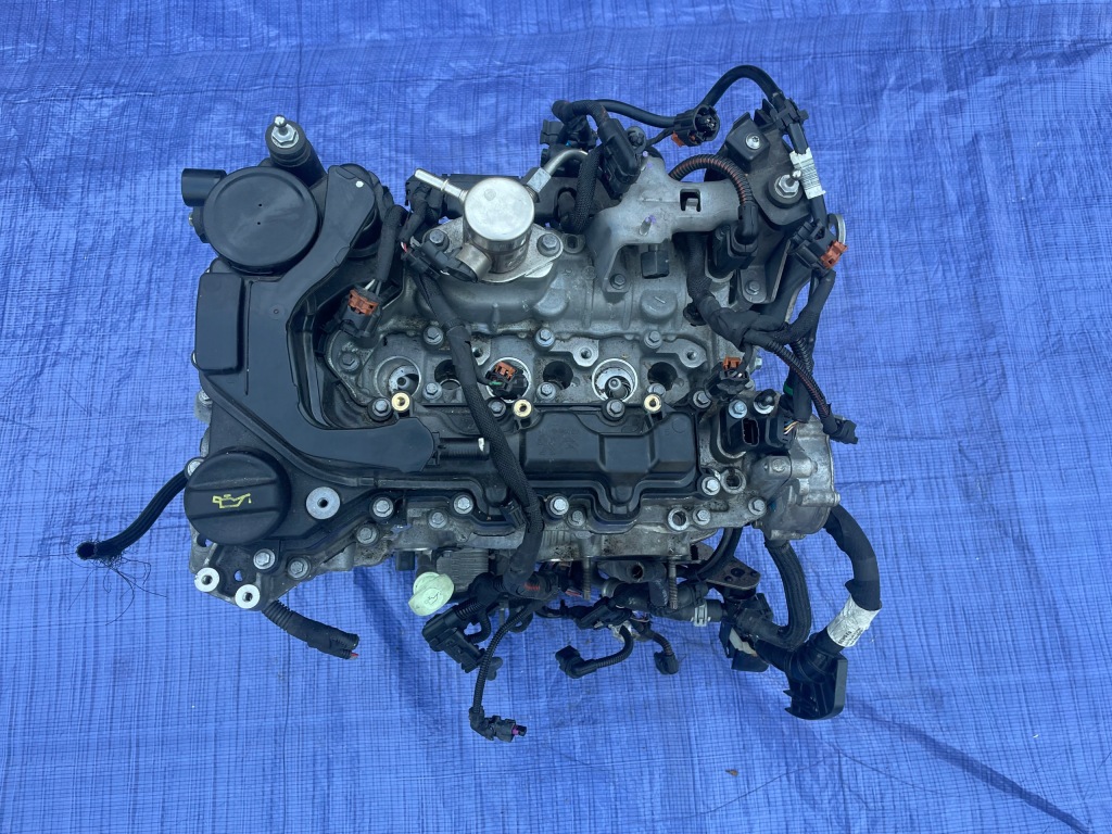 фото №1, Peugeot 208 ii головка двигуна 1.2 thp hn05