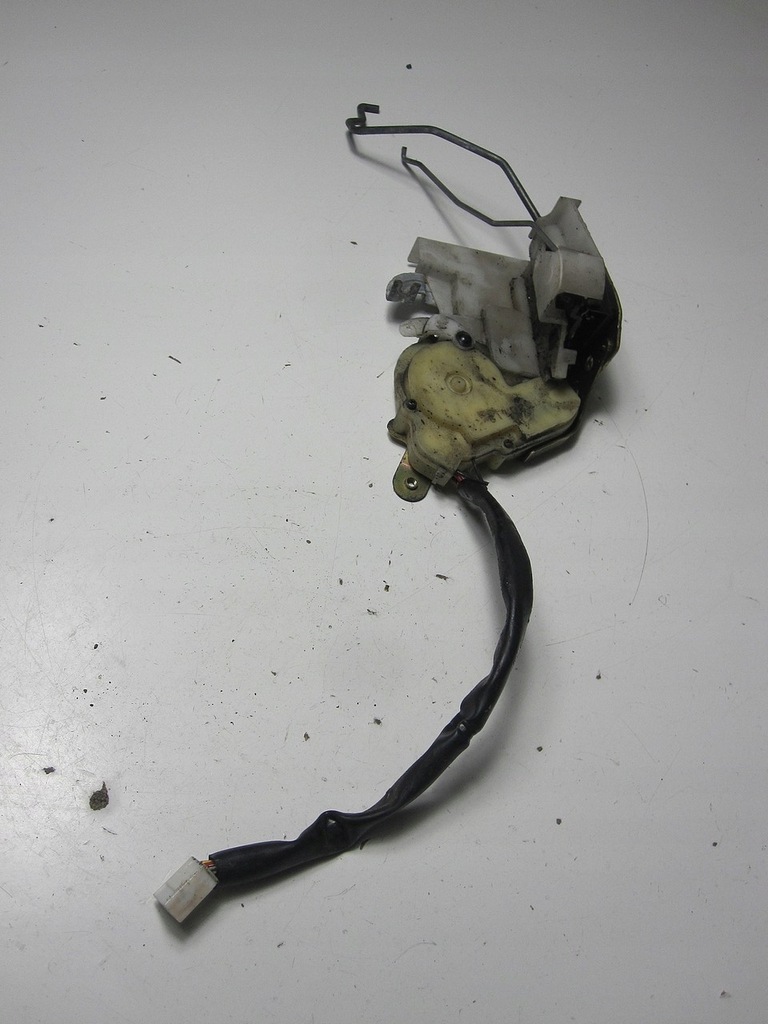 фото №7, Замок дверь передний левый mazda mpv 2002r