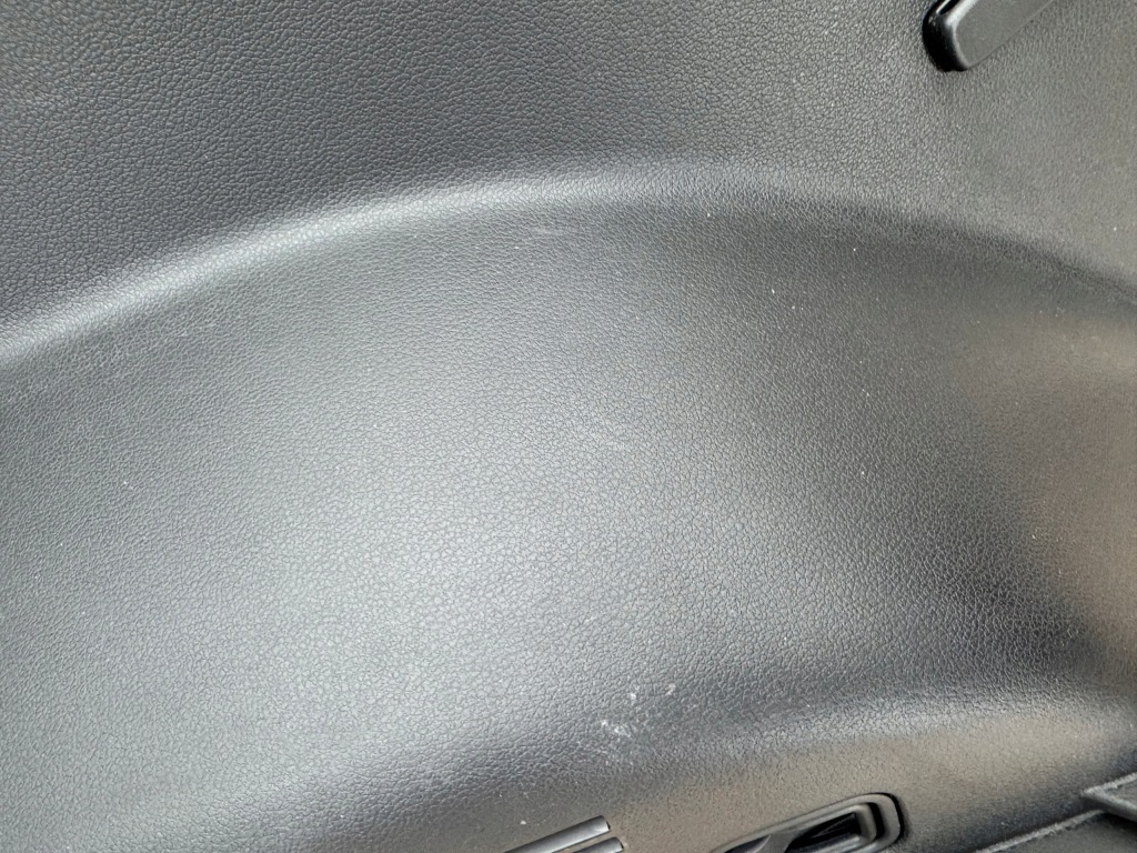 Hyundai santa fe iv 4 18-21r обшивка багажника левый 85730-s1400 в Украине