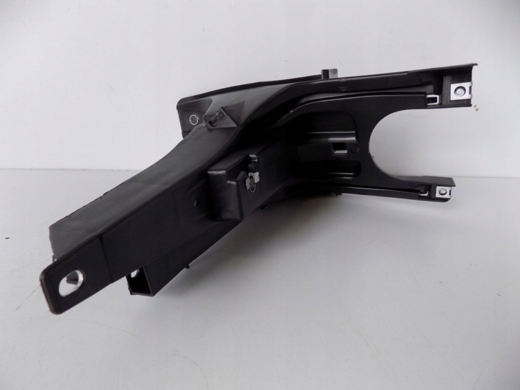 фото №1, Bmw x5 e70 кронштейн крила праве - 3968