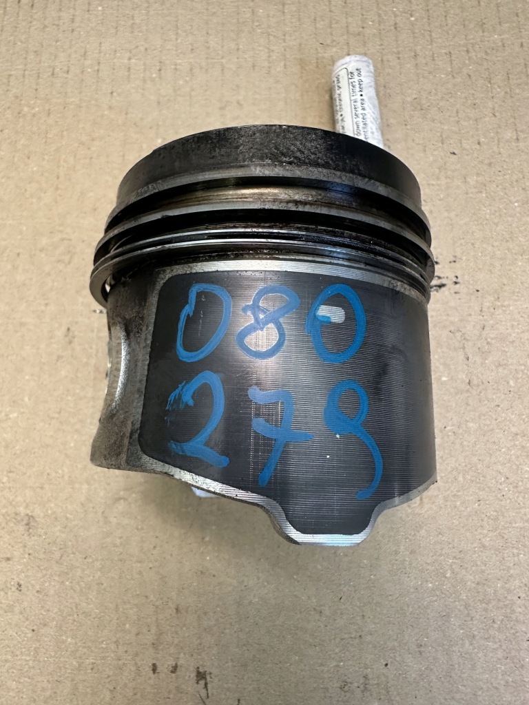 фото №1, Поршень opel vivaro 080279