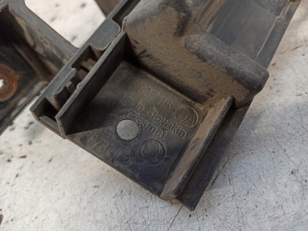 фото №9, Skoda superb ii напрямна бампера задня 3t5807864