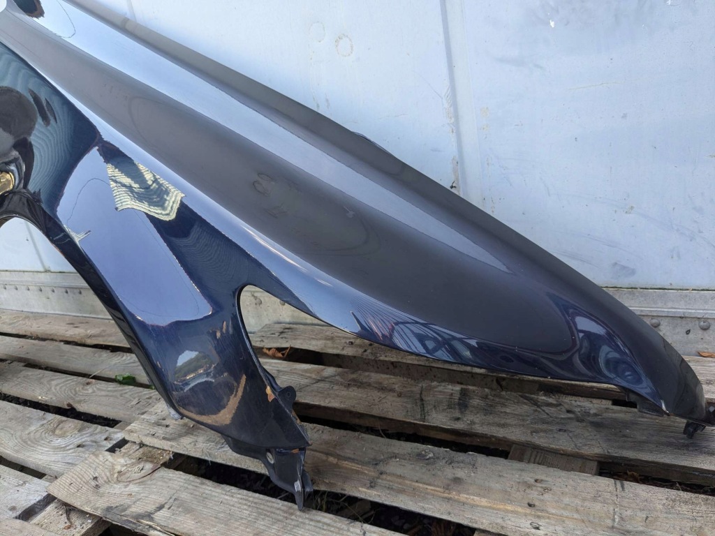 Крыло  правый  перед lexus ls iv ls460 ls600h 8u0 черный sapphire перламутр 06- Недорого