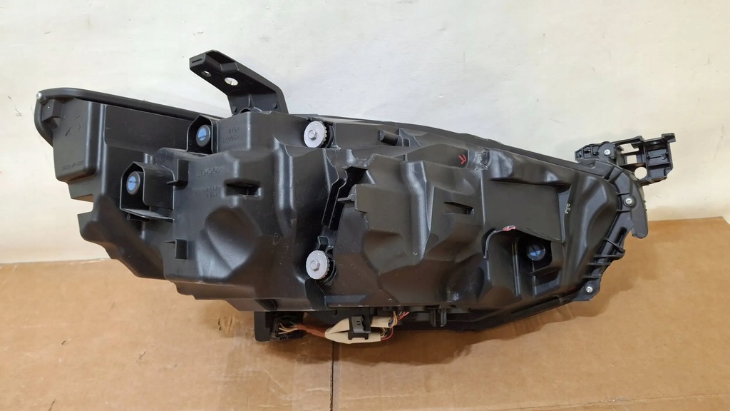 фото №6, Лампа перед передняя левая mazda 6 iii lift grf5-51040