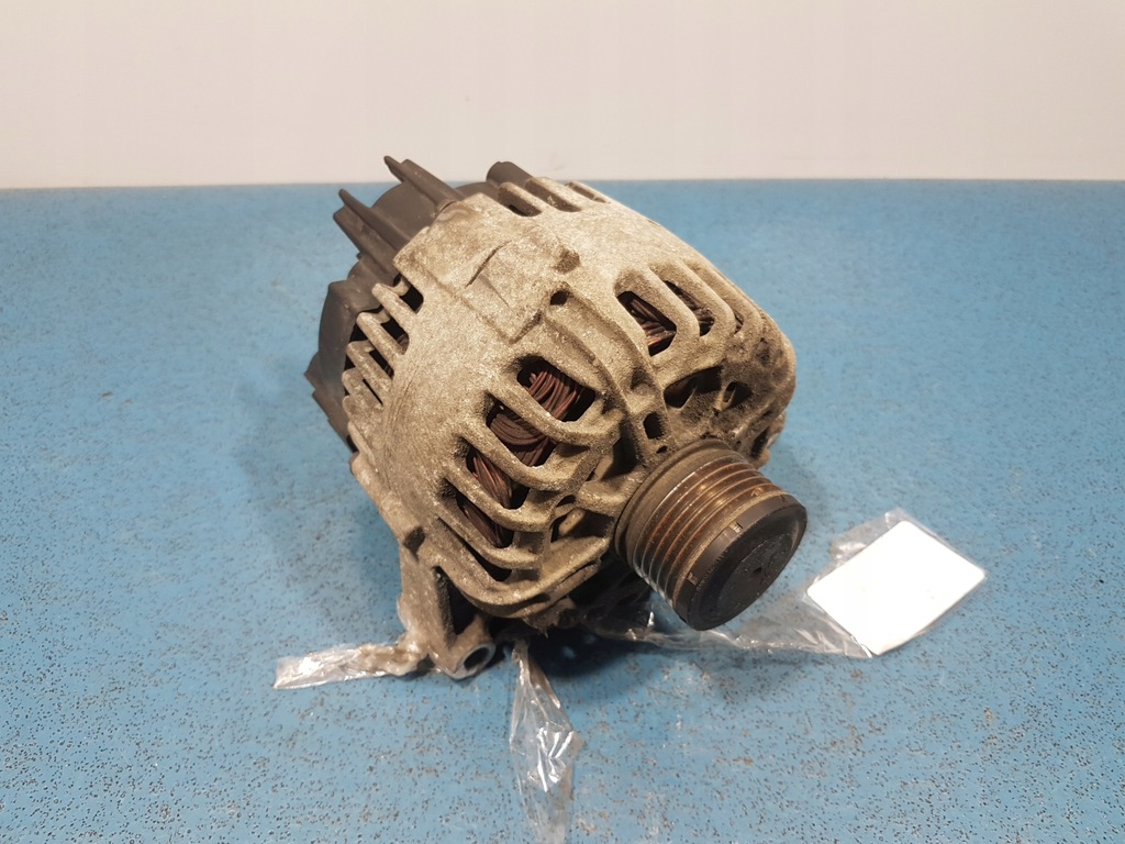 фото №1, Smart forfour i 1.5 cdi генератор a6391500250