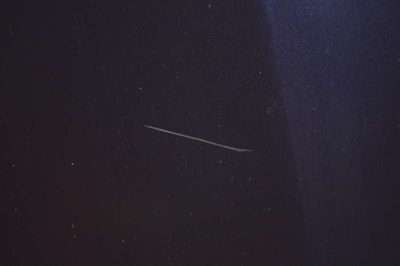 фото №5, Капот крышка двигателя granatowa mercedes cls w219 c219 04-10