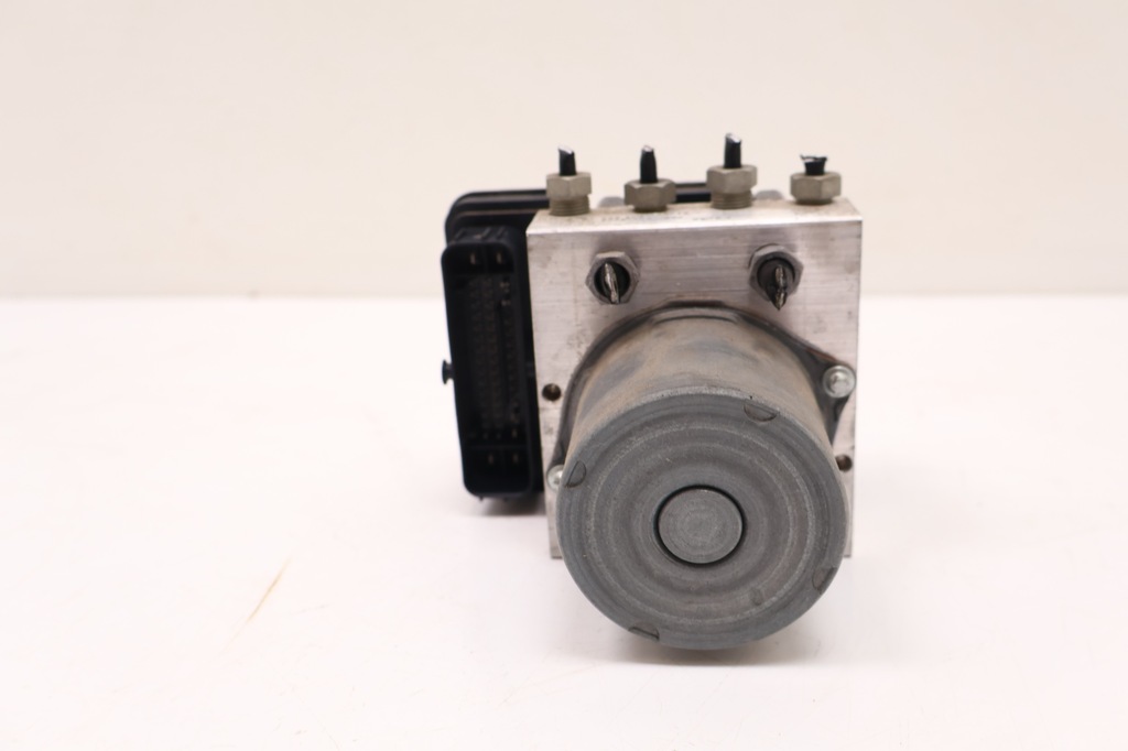 фото №5, Volvo xc40 2.0 d4 насос abs 31445742