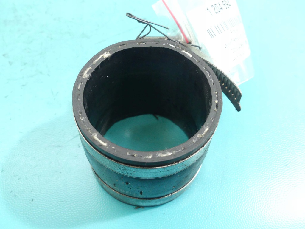 Труба шланг повітря thema ii 11-14 3.0 crd Оригінал