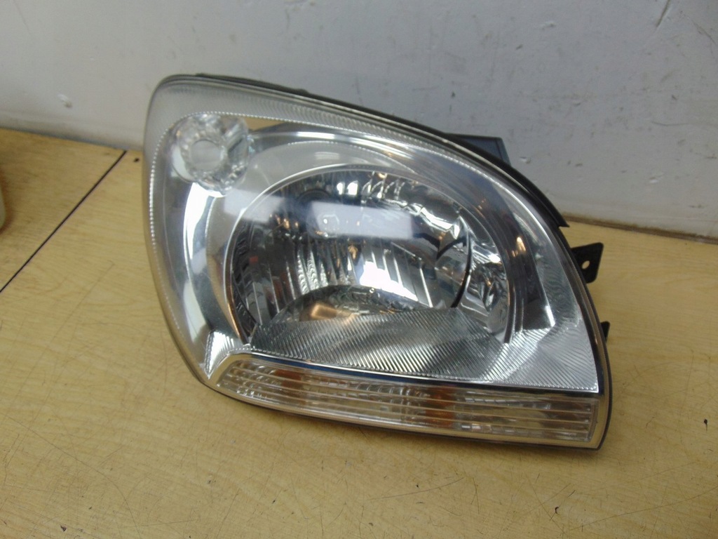 фото №5, Лампа правая перед kia sportage ii 2004- europa