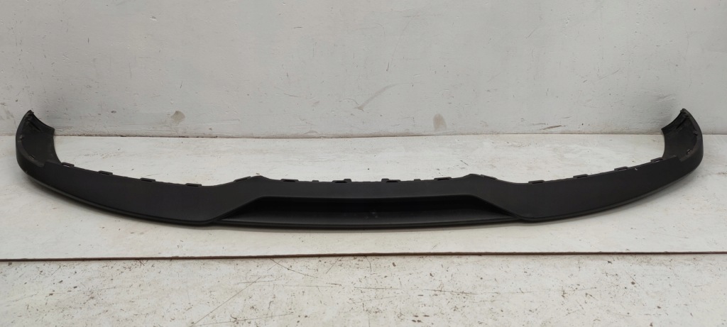 фото №1, Накладка спойлер бампера перед porsche taycan 9j