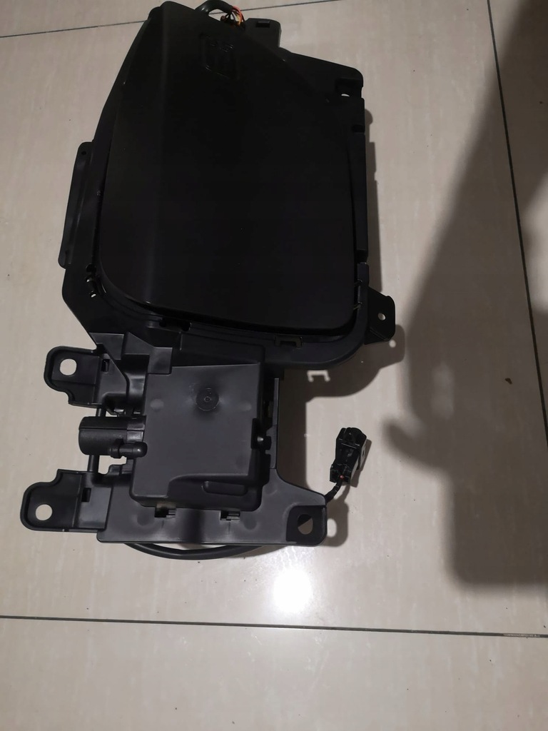 фото №7, Кришка роз'єм заряджання hyundai kona electric lift 20- ідеальний стан