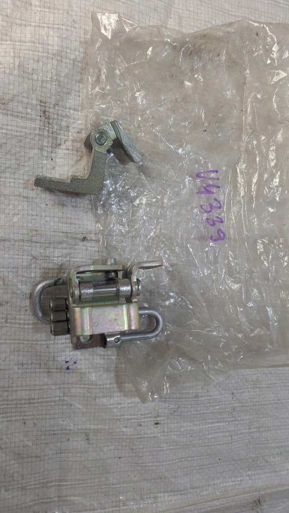 фото №1, Vw golf vi 6 петля двері 1k0831412