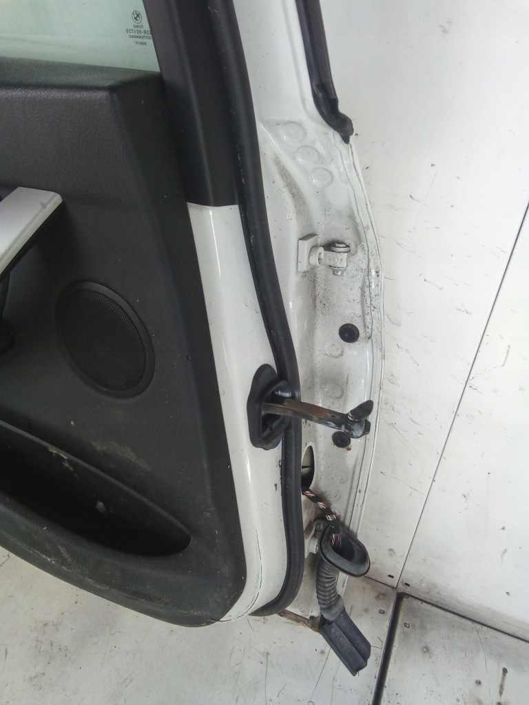 фото №8, K908 дверь левый задняя bmw f30 alpinweiss 3