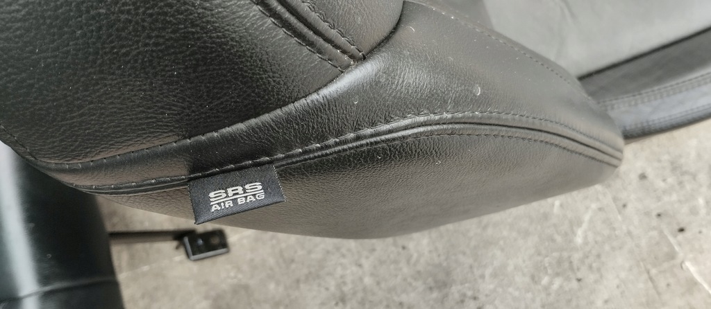 фото №12, Сидіння з підігрівом оббивка заднє сидіння комплект jeep wrangler jk unlimited 4d