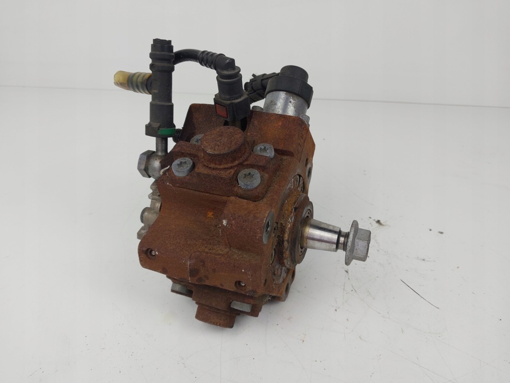 фото №1, Насос впрыскная 8200561664 0445010218 renault grand scenic iii 1.9 dci