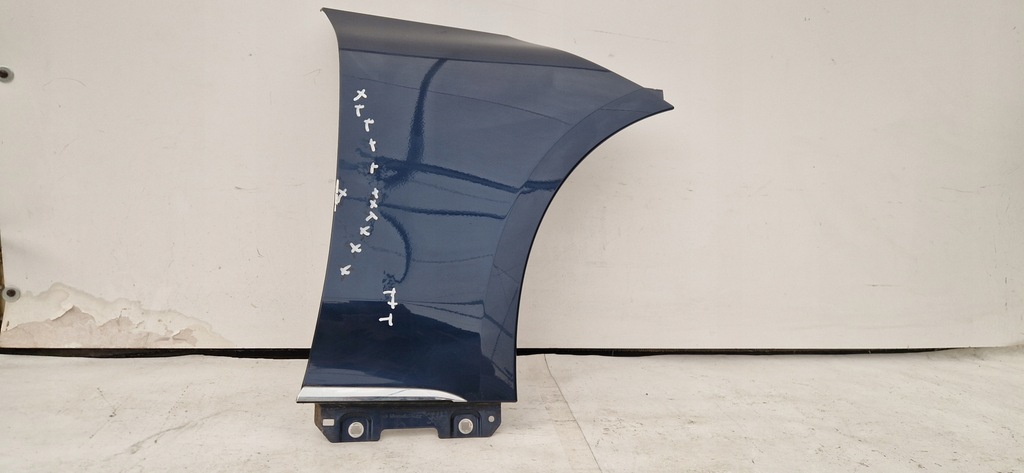 фото №1, Mercedes eqe 295 крыло передний правый + молдинг хром