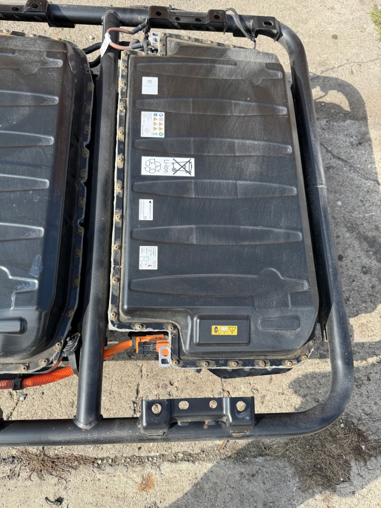 Vito 447 eqv 447 22- аккумулятор аккумулятор a4473409001 с Разборки