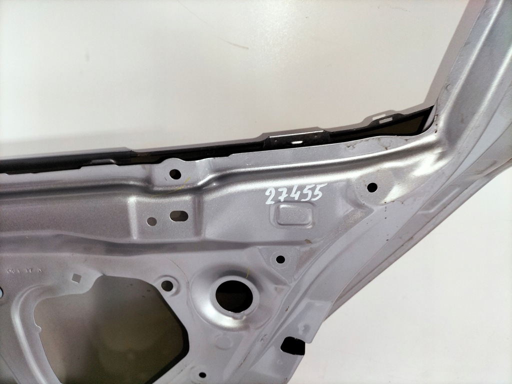 фото №8, Дверь задние задняя правое mazda 3 bm 13- hb