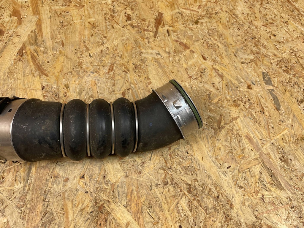 фото №9, Труба шланг повітря інтеркулер bmw x5 e70 x6 e71 7807985