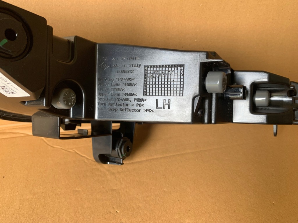 Нове оригінал  лампи задній задні renault alpine 6020015052 6020015053 в Україні