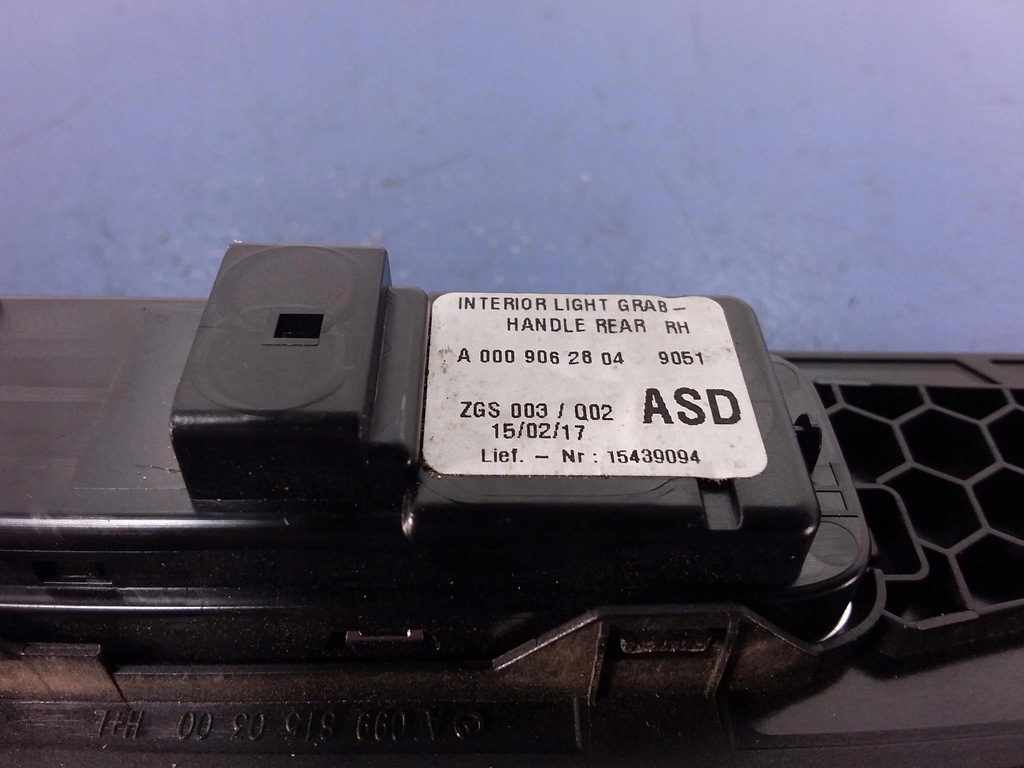 фото №4, Mercedes s w222 ручка потолочный задняя правая лампа