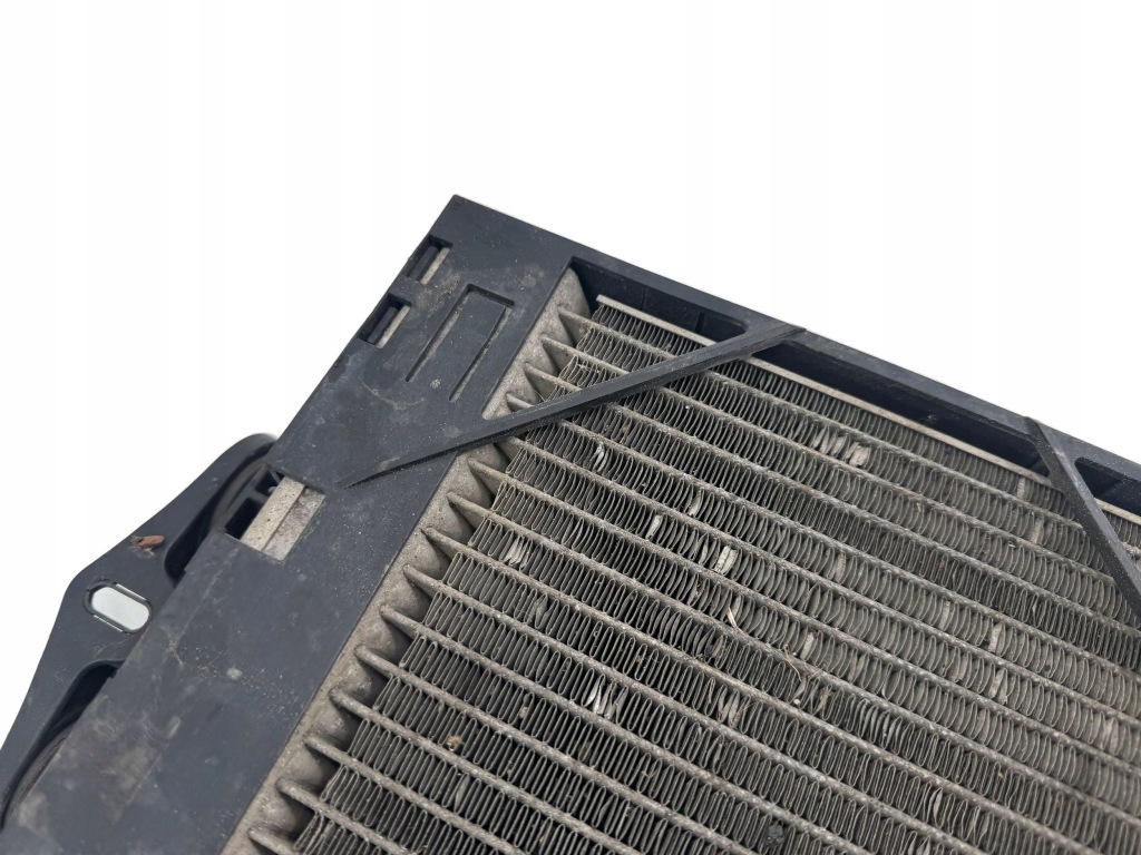 Дополнительная радиатор bmw 7 f01 f02 f03 f04 7802662 Оригинал