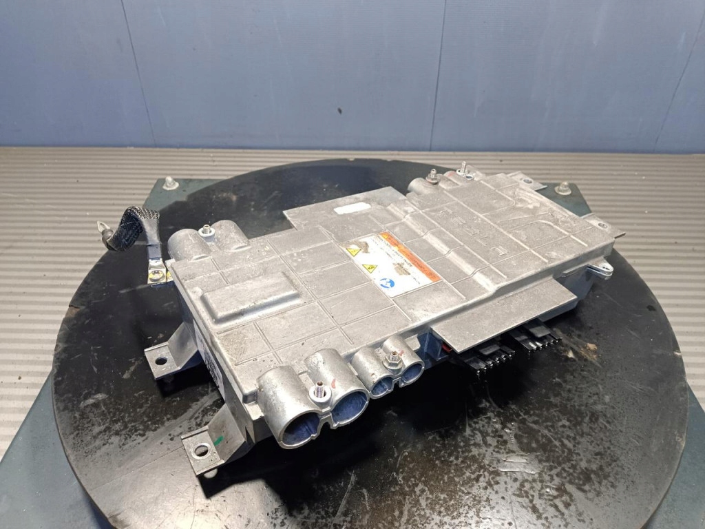 фото №1, Tesla motors model s перетворювач mapięcia конвертер box 1021154-00-j