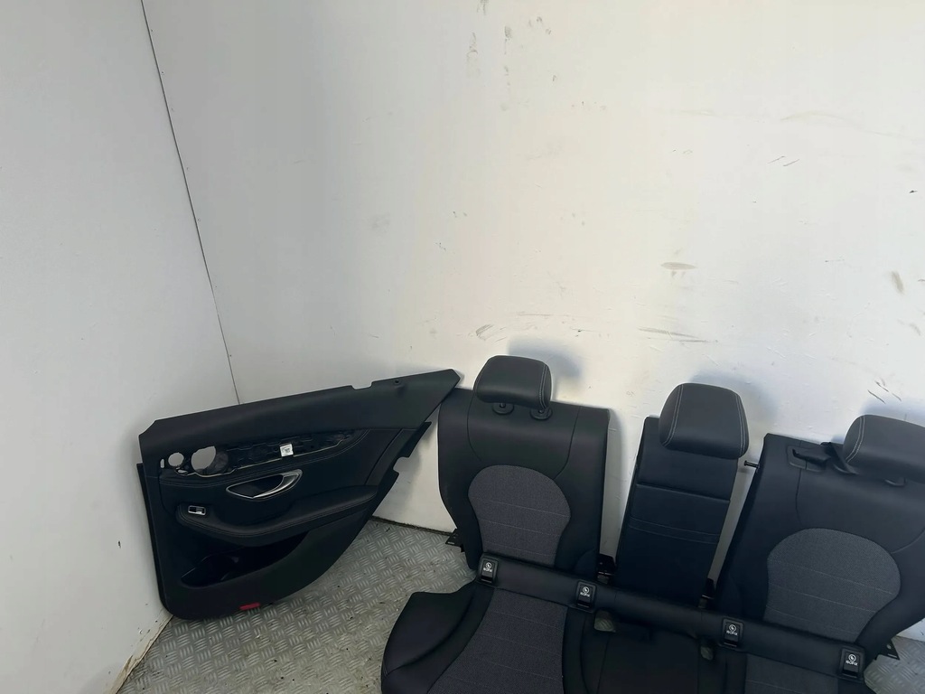 фото №8, Сидіння сидіння заднє сидіння обшивки mercedes w205 c-klasa europa idealne sedan