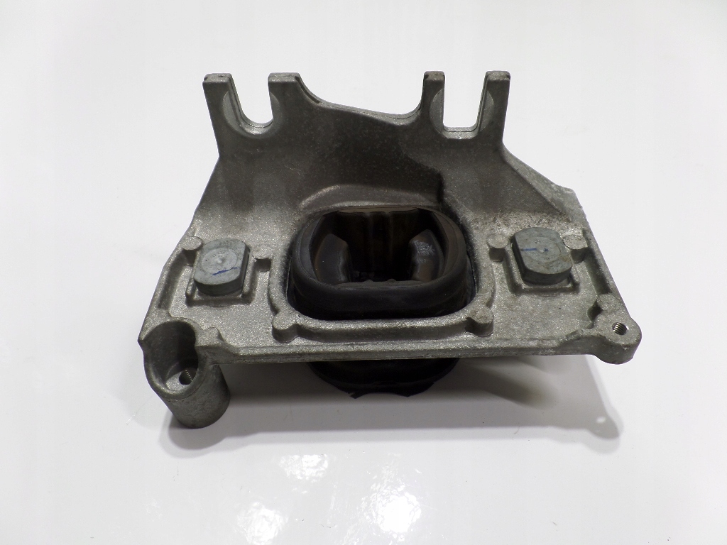 фото №1, Renault clio iv 0.9 tce кронштейн подушка коробки