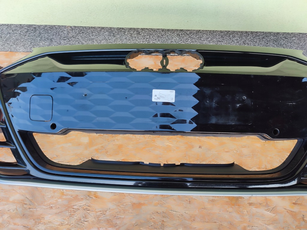 фото №12, Бампер перед передний audi e-tron gt 4j3807221 оригинал хороший