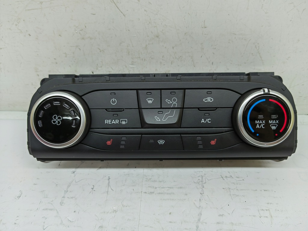 фото №1, Ford fiesta mk8 1.0 панель управление кондиционера