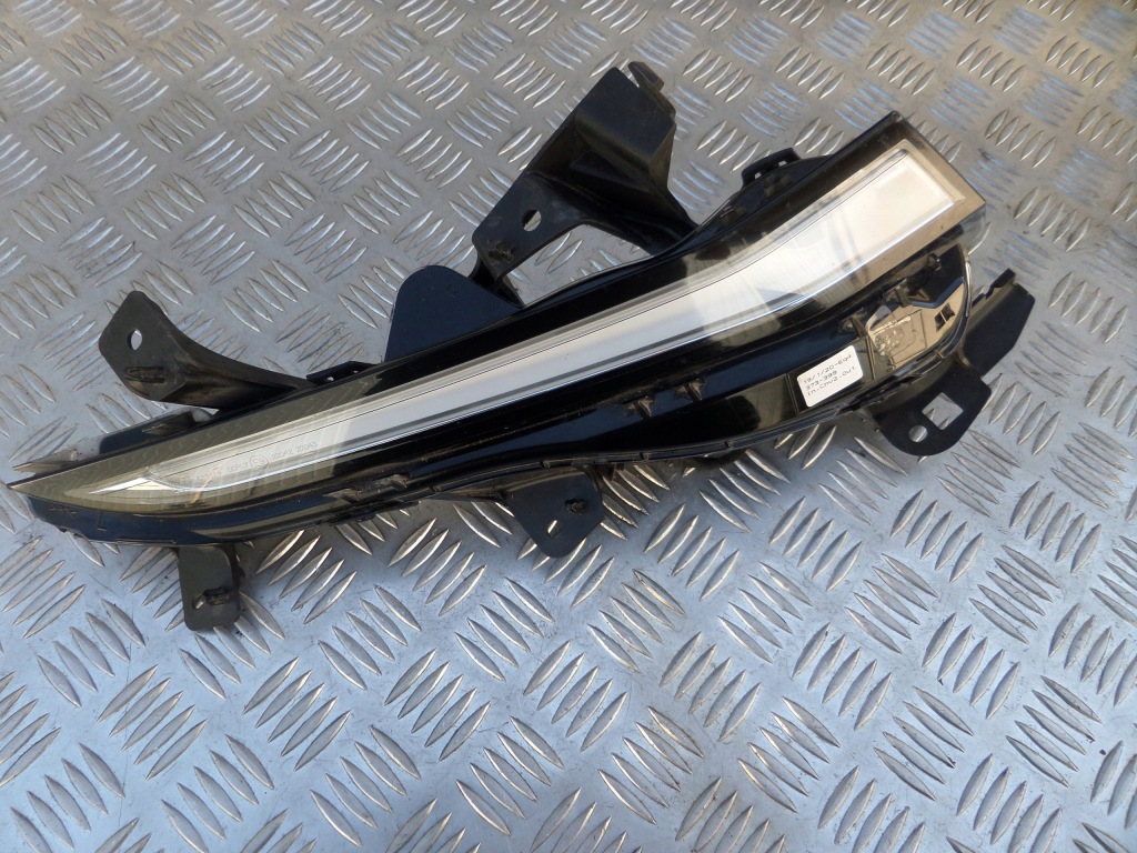 Купить Фара правая противотуманная фара led drl peugeot 508 2 18-23 оригинал 9820134780