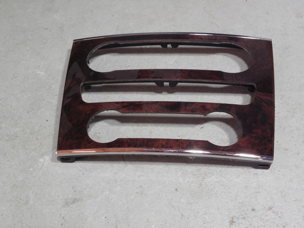 фото №1, Mercedes gl x164 // панель рамка dekor w1402001