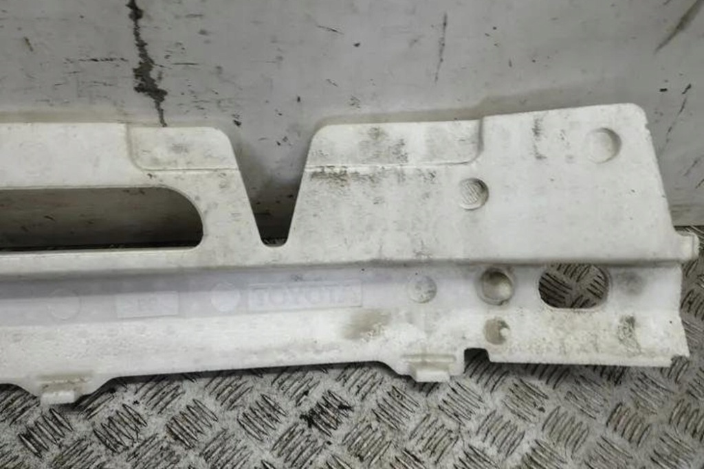 Абсорбер заднего бампера lexus is c gse2_ 5261553050 2.2l бензиновый 234kw Киев