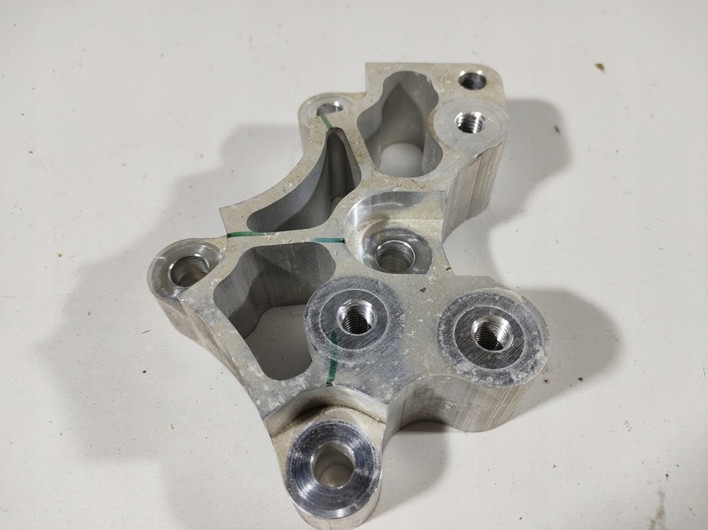 фото №8, Jeep compass 1.4b 17r- подушка коробки передач