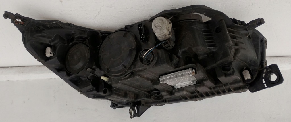 Фара led bi-xenon лівий перед citroen c5 3 x7 рестайлінг  11-18 9674399580 Недорого