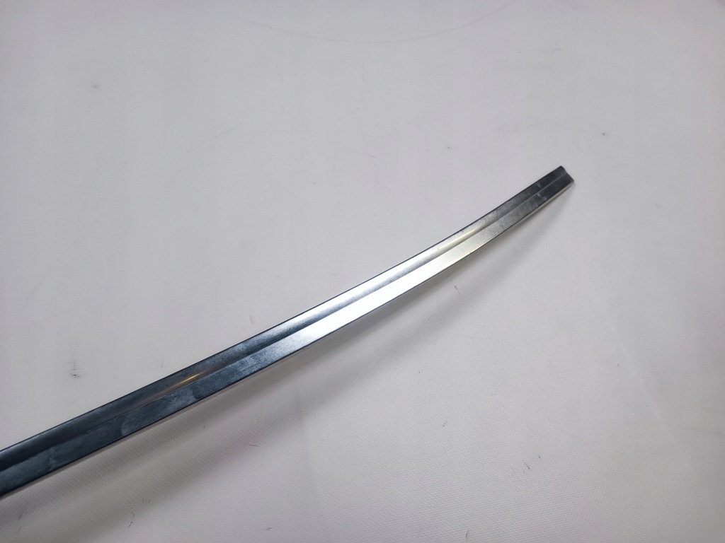 фото №5, Молдинг стекло лобовое верхний mercedes-benz sl 107