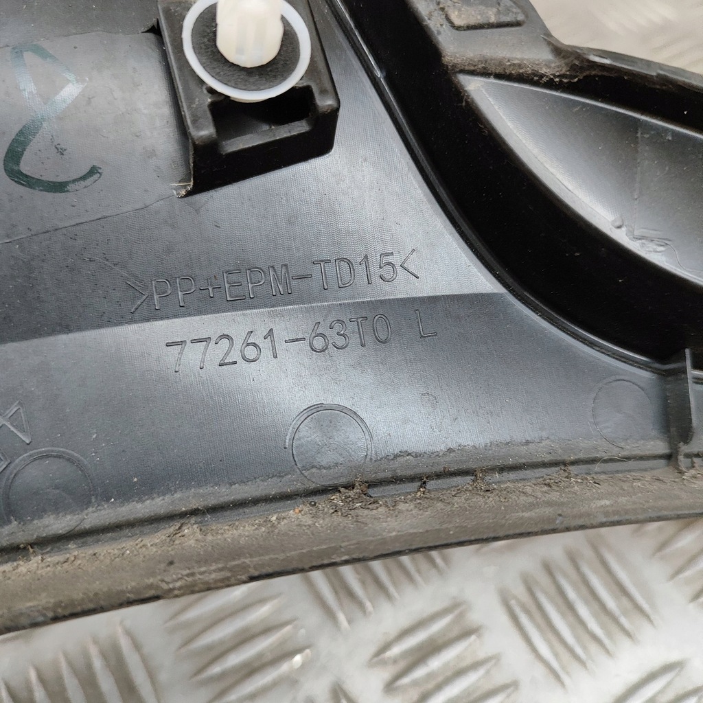 фото №6, Suzuki sx4 s-cross 2023 левая сторона молдинг крыла заднего