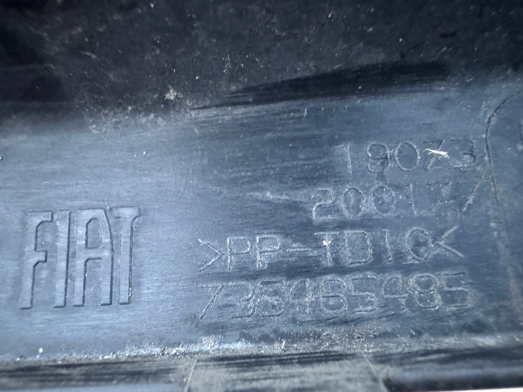 Бампер решётка средняя fiat 500 abarth оригинал нет клееная Киев