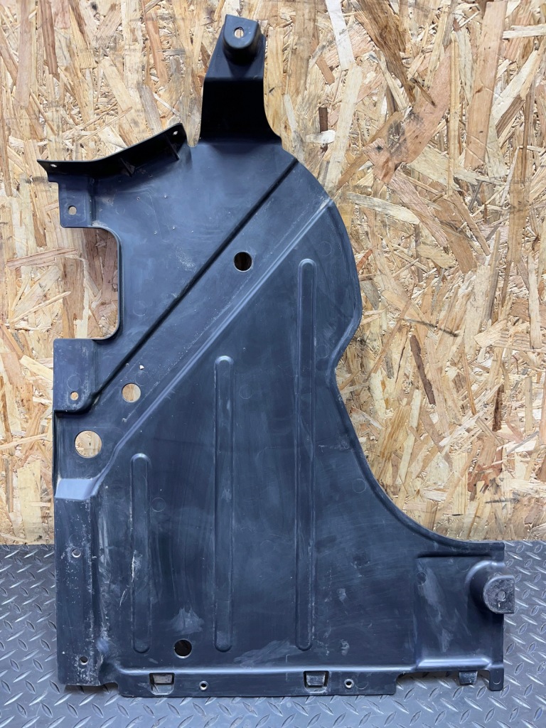 Накладка подвеска правая bmw 3gt f34 7276298 в Украине