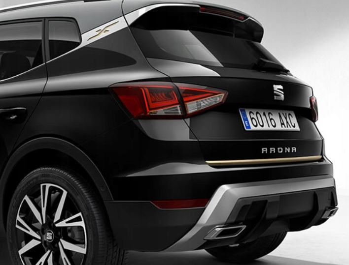 фото №2, Seat arona kj7 rear бампер center lower молдинг 6f9071360h