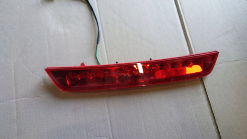 Купити Лампа стоп hyundai kona 92700-j9