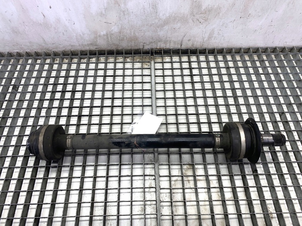 фото №1, Привідний вал лівий задня bmw g30 7856937 4.4 625km sedan/limuzyna шарнір