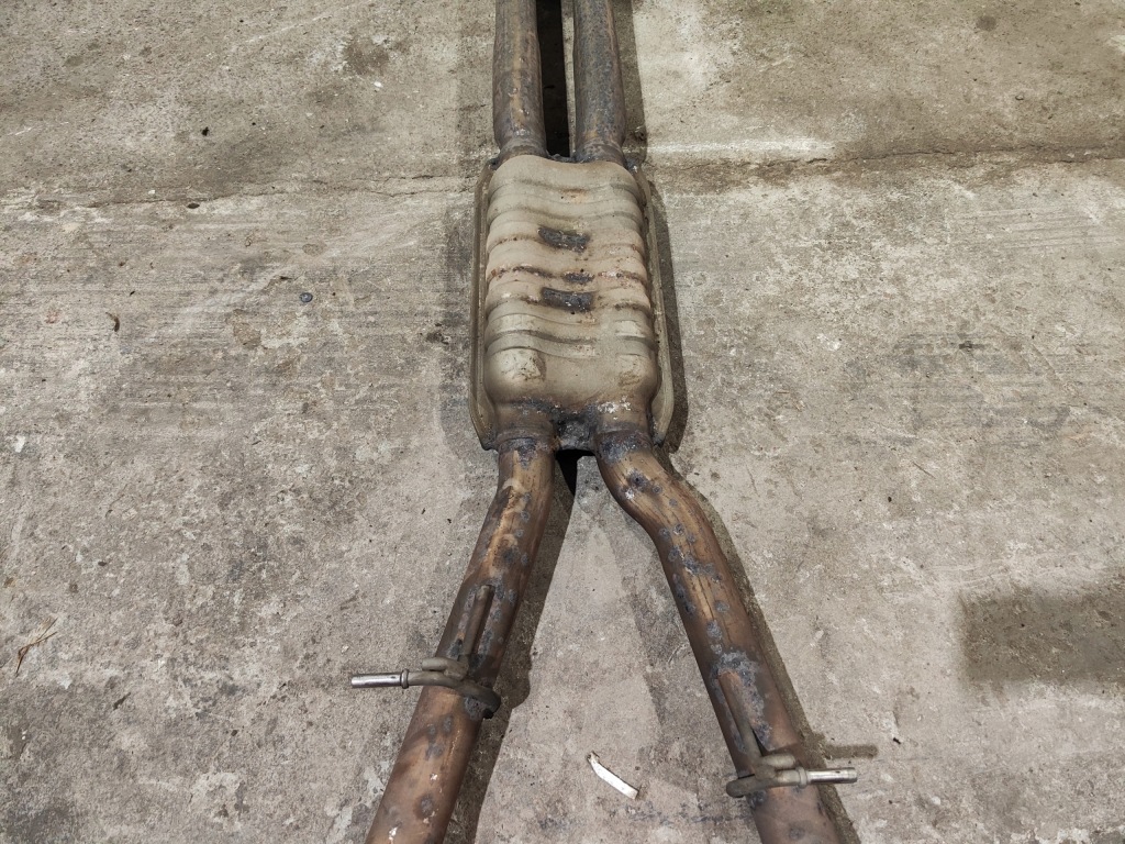 Гаситель выхлоп комплектный  n62 4.4 v8 645i bmw e63 e64 7526182 с Разборки