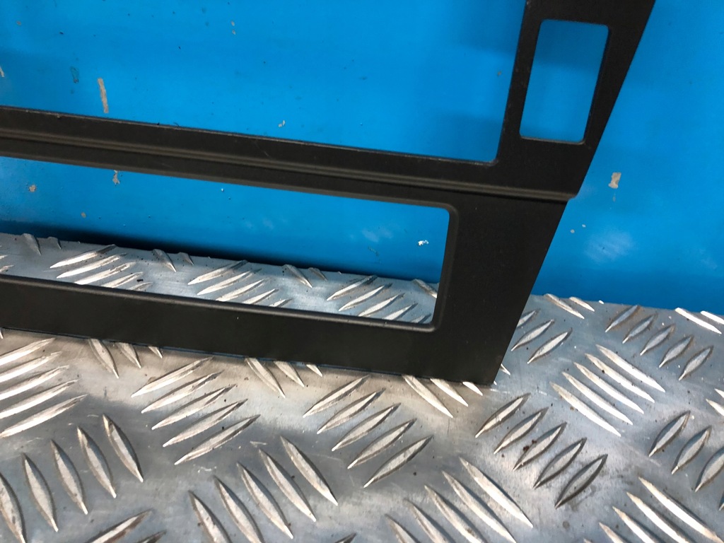 фото №4, Skoda superb i 3u lift рамка радио dekor 3u0858069g