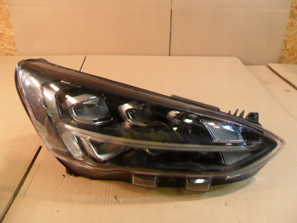 фото №1, Ford focus mk4 лампа правая full led jx7b-13e014-ce