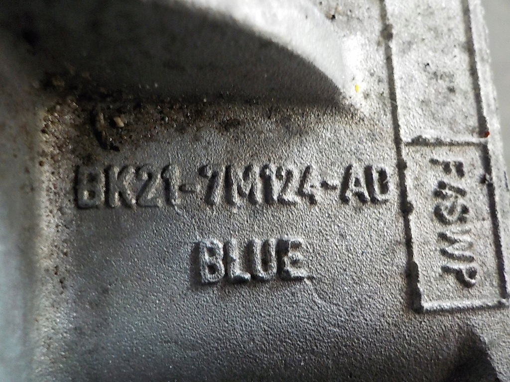 фото №8, Transit custom 2.2 кронштейн подушка двигуна