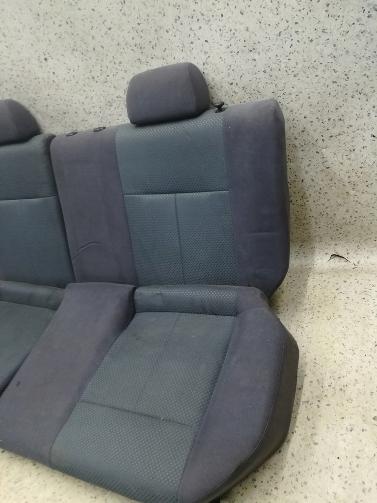 фото №2, Заднє сидіння задня задня комплектна mazda 323 f bj